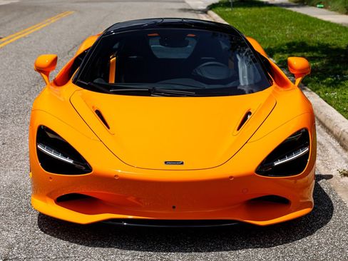 New 2027 McLaren 750S RWD image 3