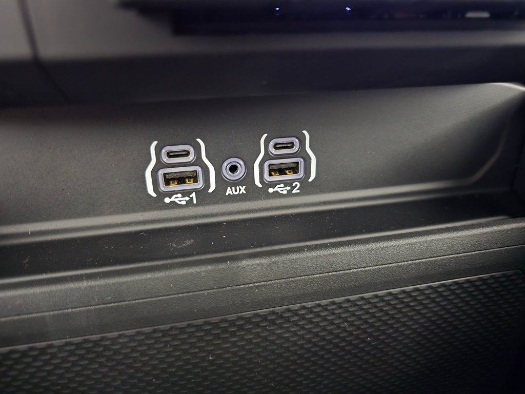 New 2026 RAM 1500 Express AWD/4WD image 33