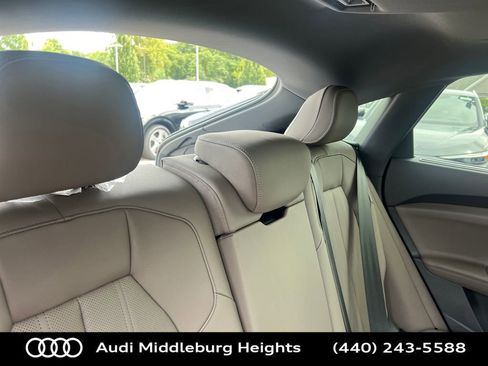 Used 2025 Audi Q5 Premium Plus image 34