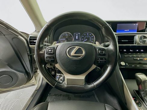 Used 2017 Lexus IS 200t RWD image 13