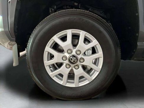 Used 2025 Toyota Tacoma SR5 image 23