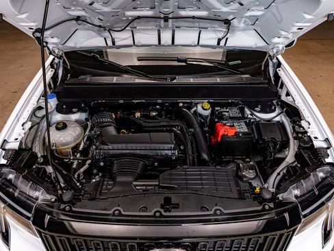 Used 2025 Ford Maverick Lobo image 28