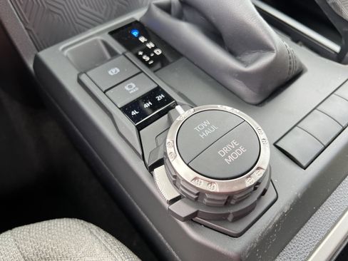 New 2026 Toyota 4Runner SR5 image 23