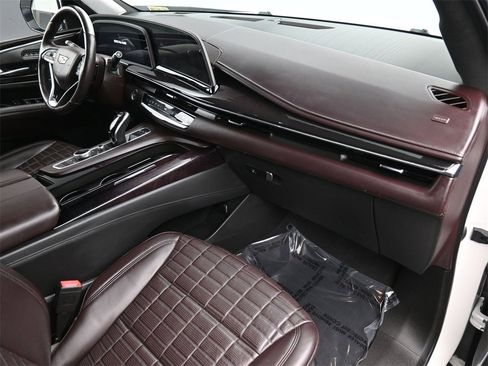 Used 2021 Cadillac Escalade Sport Platinum image 11