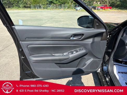 New 2025 Nissan Altima 2.5 SV image 11