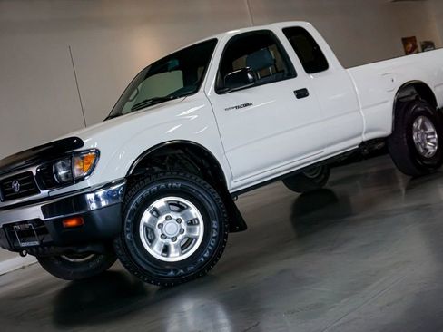 Used 1997 Toyota Tacoma 4x4 Xtracab V6 image 71