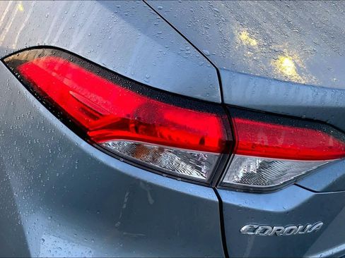Used 2024 Toyota Corolla LE FWD image 27