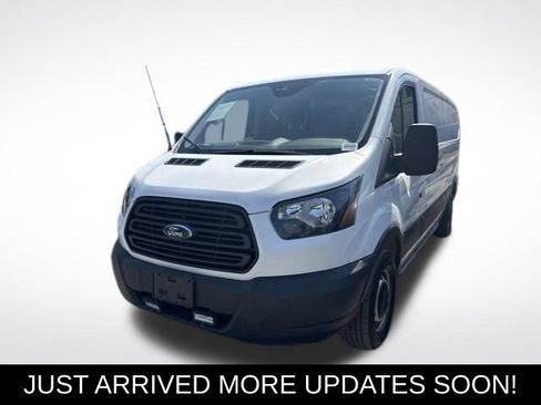 Used 2018 Ford Transit 250 148 Low Roof RWD image 1