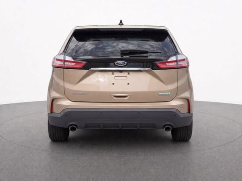 Used 2020 Ford Edge SE FWD image 7