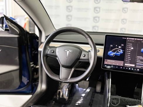 Used 2020 Tesla Model 3 Long Range image 32