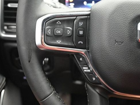Used 2025 RAM 1500 Laramie AWD/4WD image 10