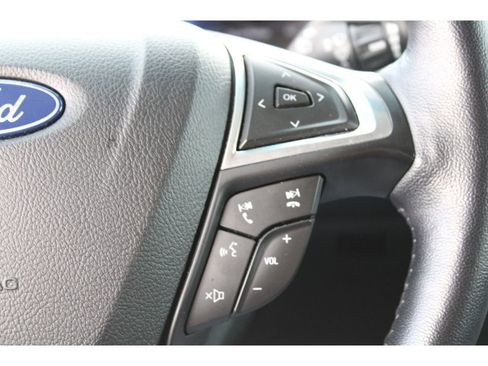 Used 2023 Ford Edge Titanium image 24