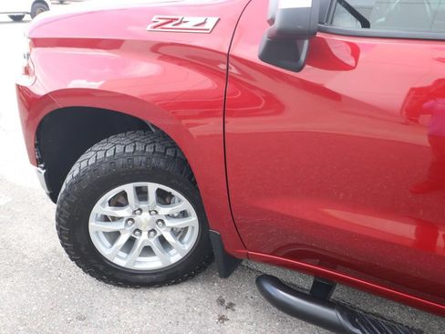 Used 2019 Chevrolet Silverado 1500 LT w/ All-Star Edition AWD/4WD image 3