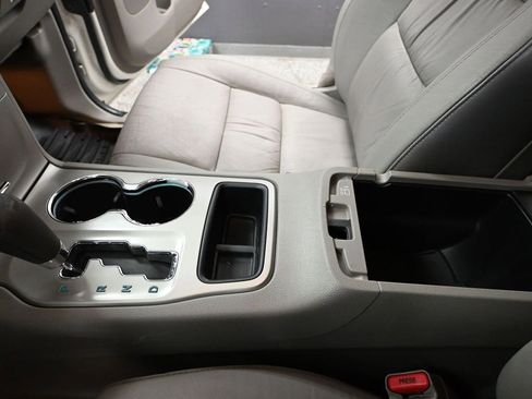 Used 2012 Jeep Grand Cherokee Laredo image 38