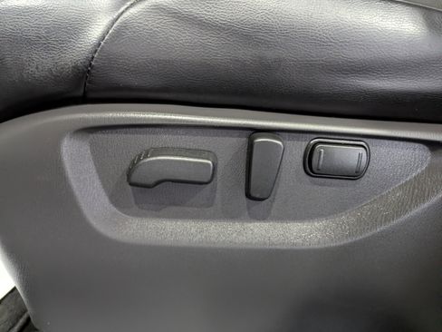 Used 2024 Nissan Armada SL w/ Captain's Chairs Package AWD/4WD image 20