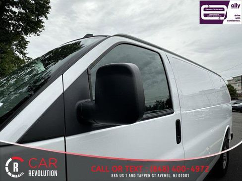 Used 2023 Chevrolet Express 2500 w/ Driver Convenience Package image 38