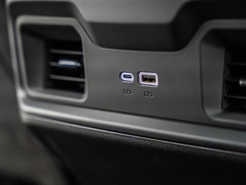 New 2025 Chevrolet Silverado 1500 RST AWD/4WD image 33