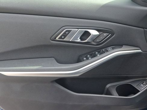 Used 2021 BMW 330i xDrive Sedan w/ Convenience Package image 15