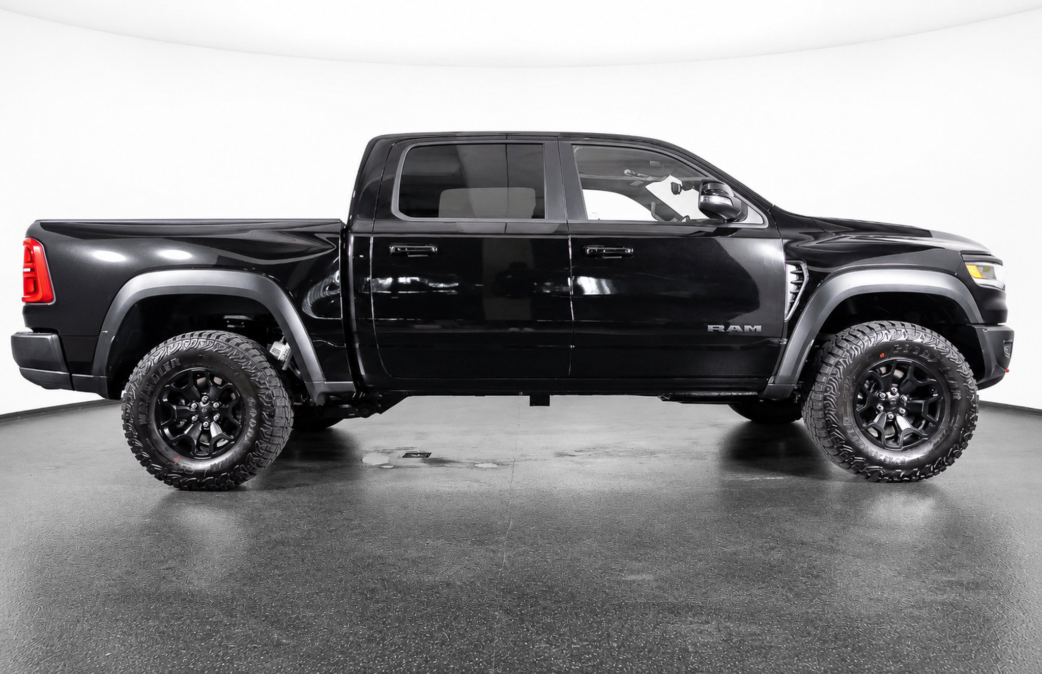 Used 2027 RAM 1500 TRX SRT AWD/4WD image 29