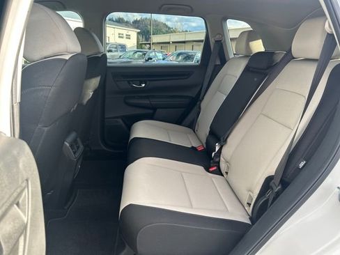 Used 2025 Honda CR-V LX image 16