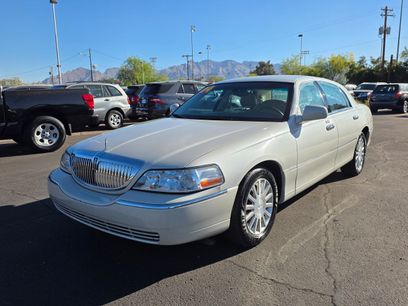 Used 2004 Lincoln Town Car Signature