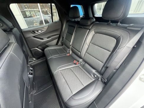 New 2026 Chevrolet Equinox LT w/ Convenience Package II image 19