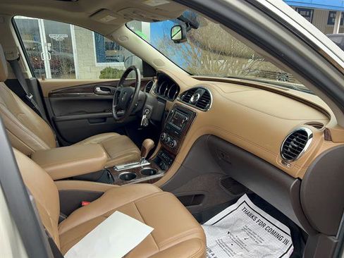 Used 2016 Buick Enclave Leather image 19