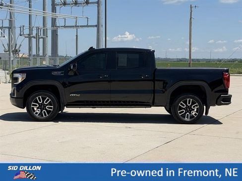 Certified 2021 GMC Sierra 1500 AT4 w/ AT4 Premium Package AWD/4WD image 8