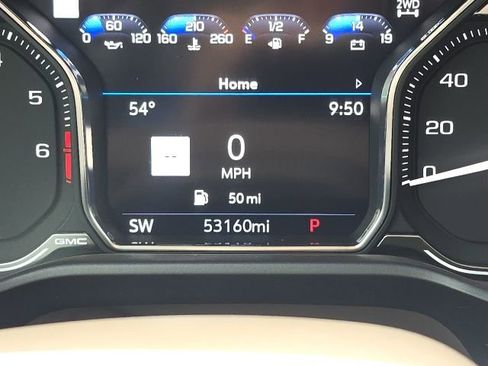 Used 2021 GMC Yukon XL Denali w/ Denali Premium Package image 31