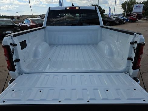 New 2026 RAM 1500 Express AWD/4WD image 11