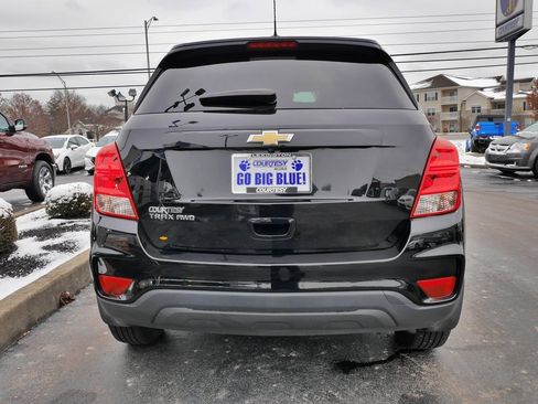 Used 2020 Chevrolet Trax LS w/ Tint and Cruise Package image 8