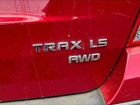 Used 2015 Chevrolet Trax LS w/ LPO, Cargo Package image 27