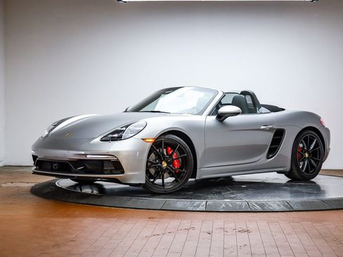 Used 2025 Porsche 718 Boxster S image 1