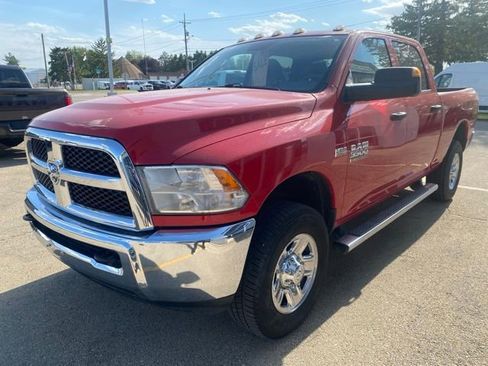 Used 2016 RAM 3500 Tradesman w/ Chrome Appearance Group AWD/4WD image 7