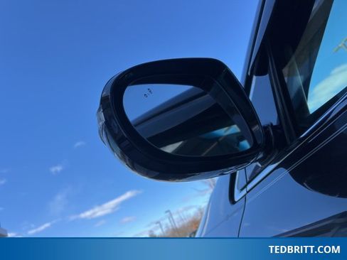 Used 2019 Kia Sorento LX image 38