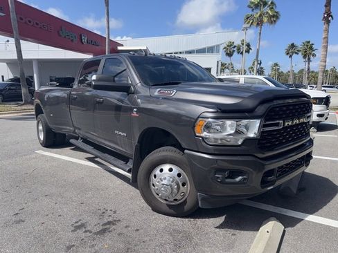 Used 2022 RAM 3500 Big Horn w/ Level A Equipment Group image 2