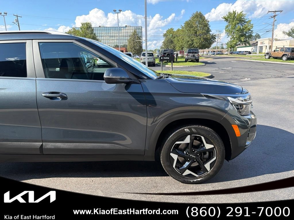 Certified 2024 Kia Seltos EX AWD/4WD image 6