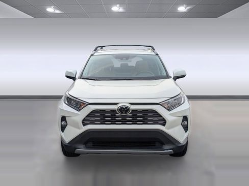 Used 2020 Toyota RAV4 Limited image 6
