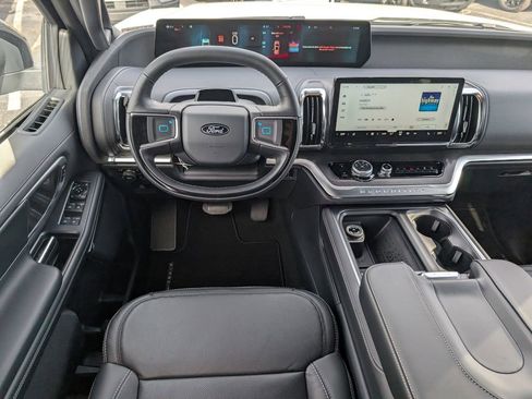 New 2025 Ford Expedition Max Platinum w/ Stealth Appearance Package image 8