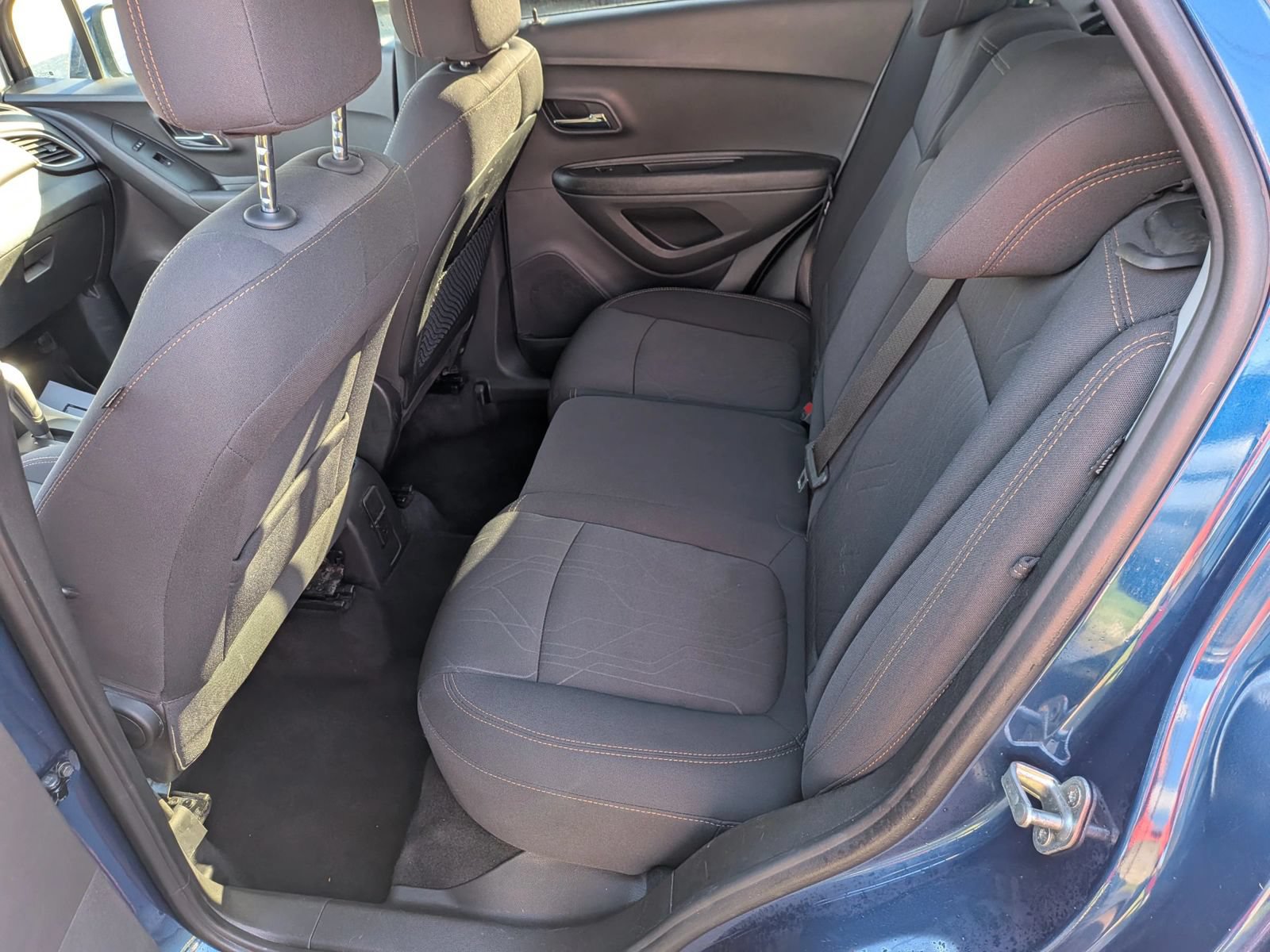 Used 2020 Chevrolet Trax LT FWD image 23
