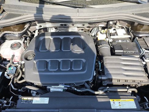 Certified 2026 Volkswagen Tiguan SE R-Line AWD/4WD image 35