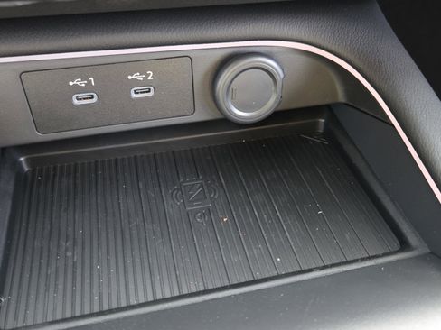 New 2026 Nissan Sentra SR w/ Floor Mat Package FWD image 21