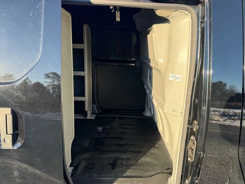 Used 2019 Nissan NV200 SV w/ Navigation Package image 16
