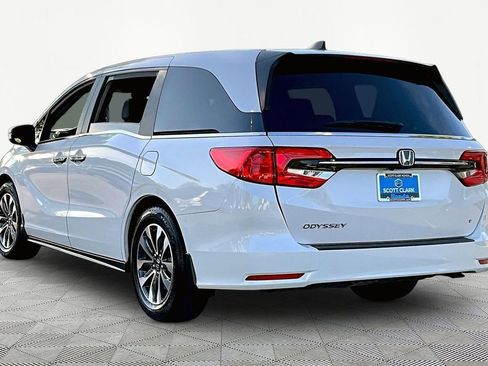 Used 2023 Honda Odyssey EX-L image 4