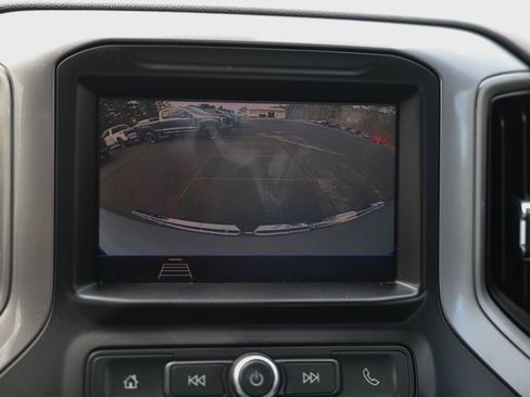Used 2021 GMC Sierra 1500 2WD Regular Cab w/ Convenience Package image 18