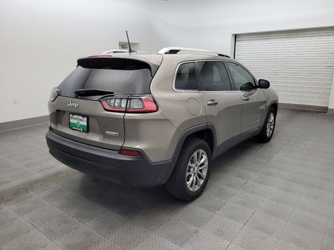 Used 2019 Jeep Cherokee Latitude Plus image 7