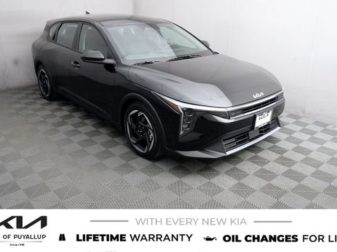 New 2026 Kia K4 EX FWD image 3
