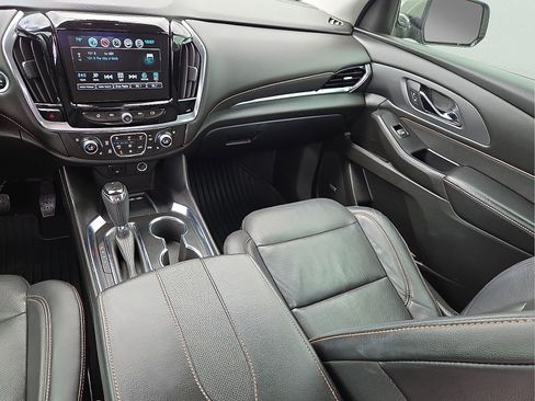 Used 2018 Chevrolet Traverse Premier AWD/4WD image 13