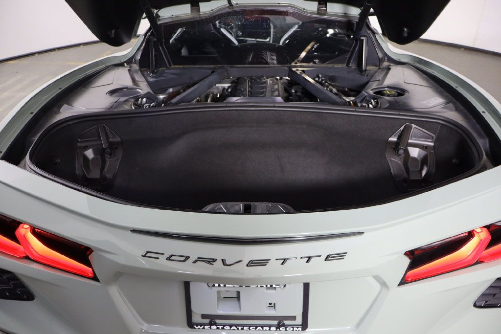 Used 2024 Chevrolet Corvette Stingray Preferred Cpe w/ 2LT RWD image 8