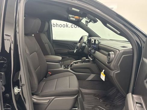 New 2026 Chevrolet Colorado W/T w/ WT Custom Package RWD image 28